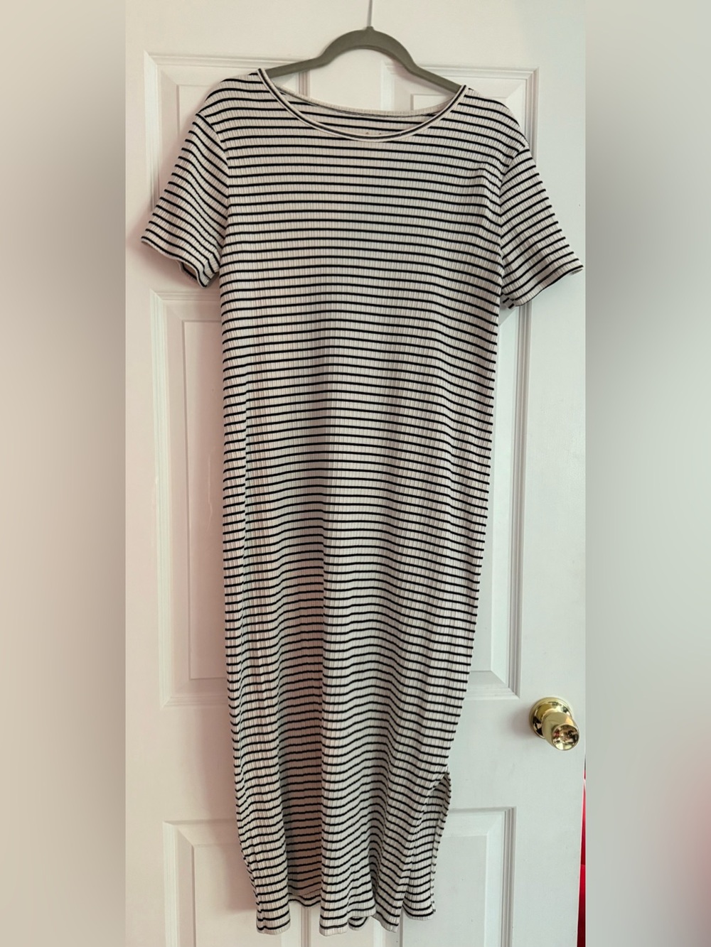 Striped Short-Sleeve Midi Maternity Rib Knit Dress - Black & White